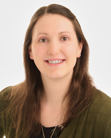 Lindsay Meyer, BSAcc – Bookkeeper
